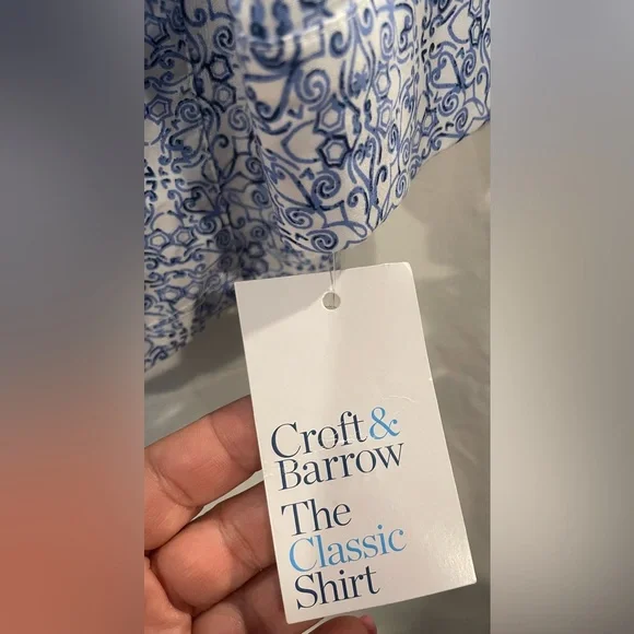 NWT Blue/White Croft & Barrow The Classic Shirt Size Small - Picture 5 of 6
